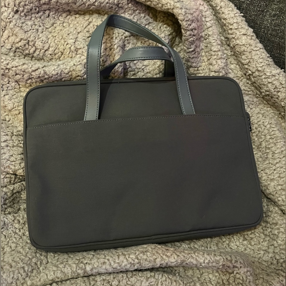 tomtoc 360 Protective Laptop Carrying Bag - Picture 2 of 13